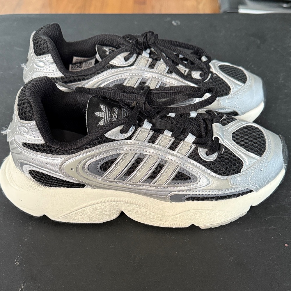 Adidas Kids' Black and Silver Mesh Sneakers